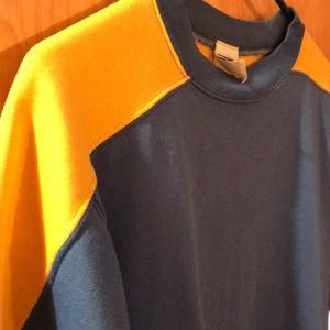 Vintage Short Sleeve Crew 🎧